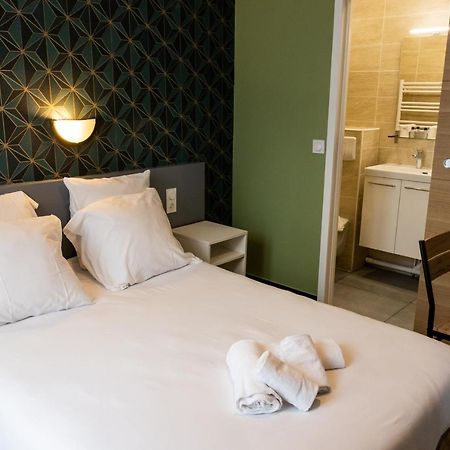 Hotel Luxia Paris Luaran gambar