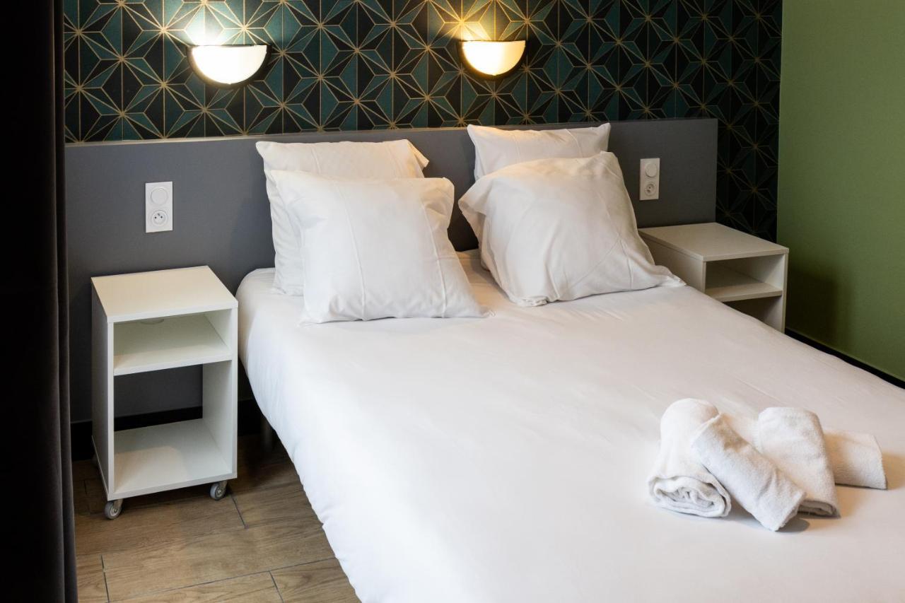 Hotel Luxia Paris Luaran gambar